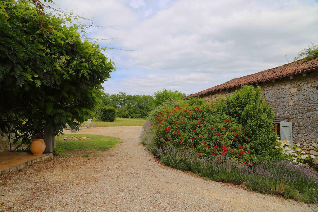 Gites Boutique Villamblard Exterior foto